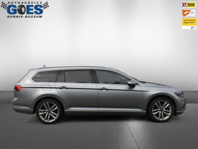 Volkswagen PASSAT Variant high/stoelvrw/trekhaak/el achter klep/carplay/clima