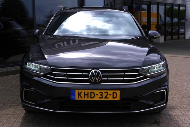 Volkswagen PASSAT Variant 1.4 TSI PHEV GTE 218 PK Business, Panoramadak, Groot-Navi, Carplay, Adap. Cruise Control