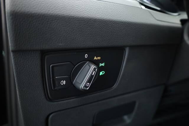 Volkswagen PASSAT 1.4 TSI PHEV GTE Business | Adapt. Cruise | Camera | Memory Seat | Stoel-Stuurverw. | Leder | Apple CarPlay & Android Auto