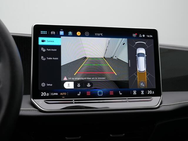 Volkswagen PASSAT Variant 1.5 e-Hybrid 204 pk DSG Business | Trekhaak | Head-Up Display | Achteruitrijcamera | Stuur-/stoelverwarming | Adaptive Cruise