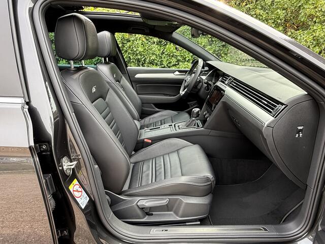 Volkswagen PASSAT Variant 1.5 TSI R-LINE I PANO I LEDER I ACC