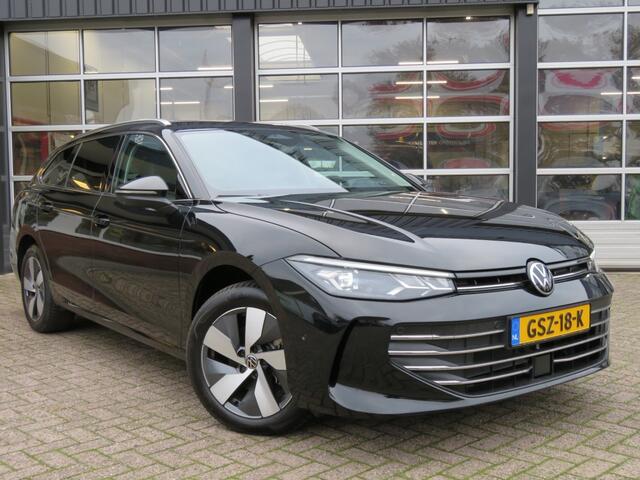 Volkswagen PASSAT 1.5 eTSI Aut. Elegance Business / 360 Camera / Wegklap.h
