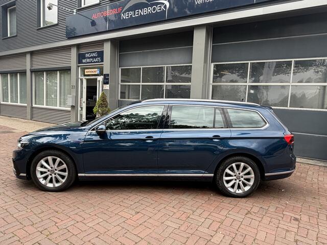 Volkswagen PASSAT Variant 1.4 TSI PHEV GTE | 2021 | Panoramadak | Trekhaak | Head-up Display | Dealer Onderhouden
