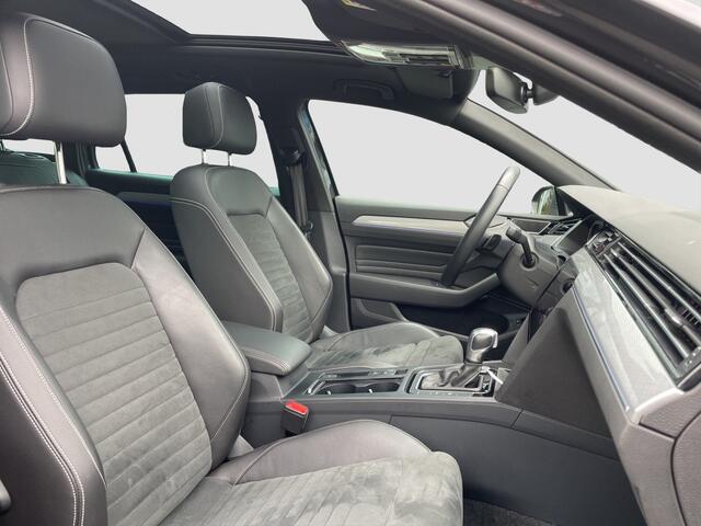 Volkswagen PASSAT Variant 1.4 TSI PHEV GTE Business Pano/schuif | Stoelverw. | Adap.