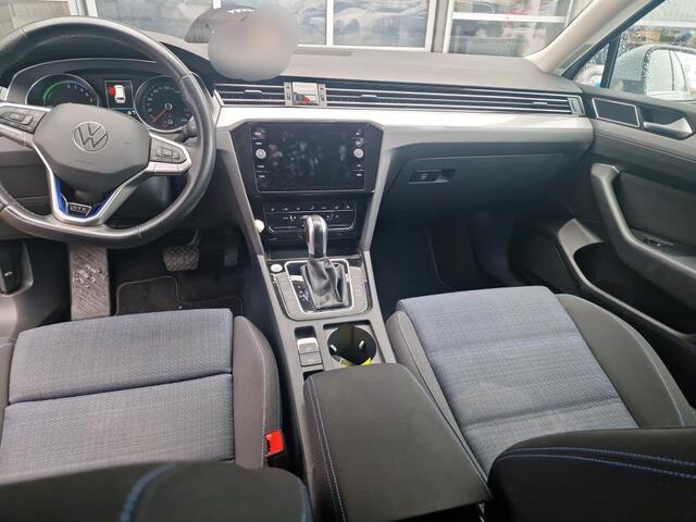 Volkswagen PASSAT Variant GTE 1.4 TSI eHybrid 218pk PHEV Business / Trekhaak / Travel Assist / Camera