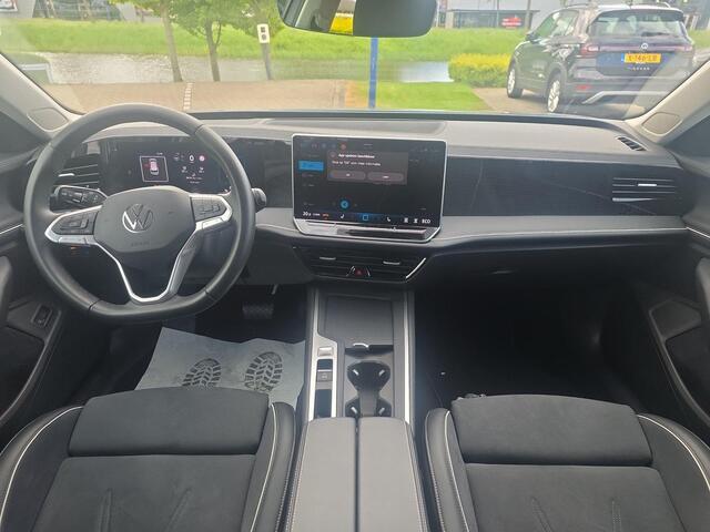 Volkswagen PASSAT Variant 1.5 eHybrid Business PHEV |Trekhaak | LED | ACC | Elek. klep | A. Camera | HUD |