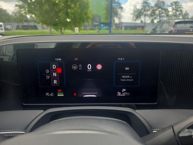 Volkswagen PASSAT Variant 1.5 eHybrid Business PHEV |Trekhaak | LED | ACC | Elek. klep | A. Camera | HUD |