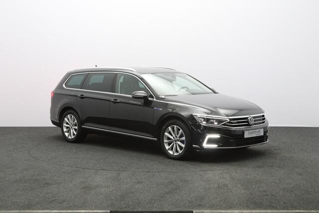 Volkswagen PASSAT Variant 1.4 TSI PHEV 218 PK GTE Business, Leder-Alcantara, 18" LM, Winterpakket, Carplay, Massage