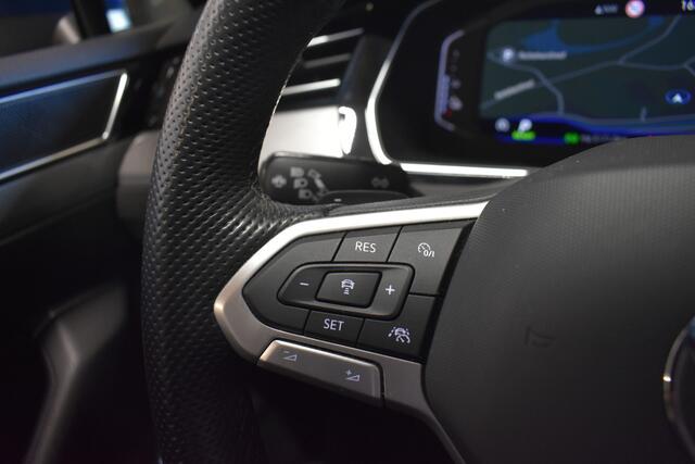 Volkswagen PASSAT 1.4 TSI PHEV GTE Virtual Discover pro Navi Camera El Trekhaak Business