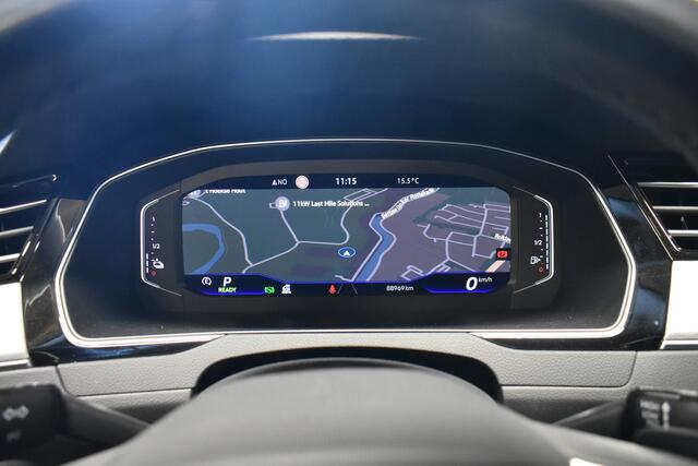 Volkswagen PASSAT GTE Virtual Discpro Navi Vol leder EL Trekhaak Business