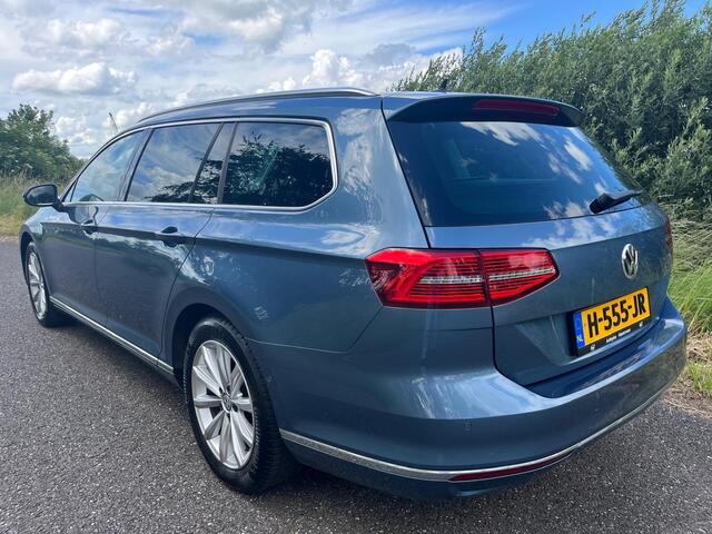 Volkswagen PASSAT Variant 1.4 TSI ACT Highline Business R
