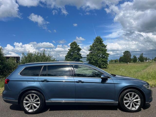 Volkswagen PASSAT Variant 1.4 TSI ACT Highline Business R