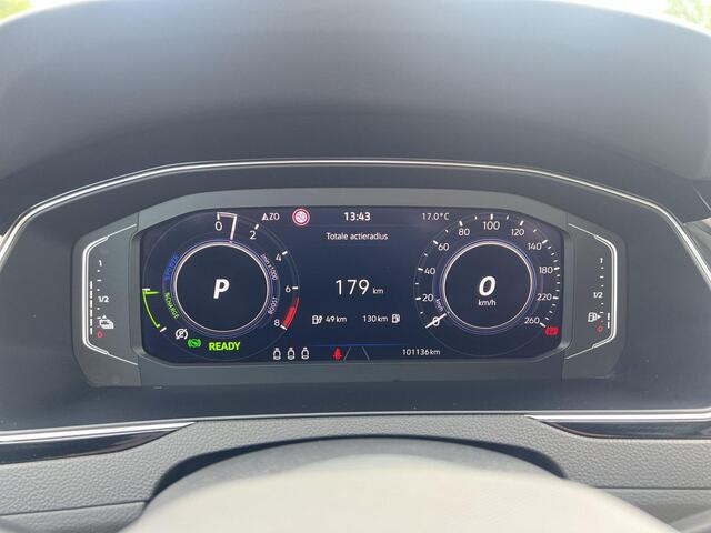 Volkswagen PASSAT Variant 1.4 TSI PHEV GTE Business | 218Pk | Elec. A-Klep | Trekhaak | Digi Dash | App Connect | Winter Pakket | SOH 98% |
