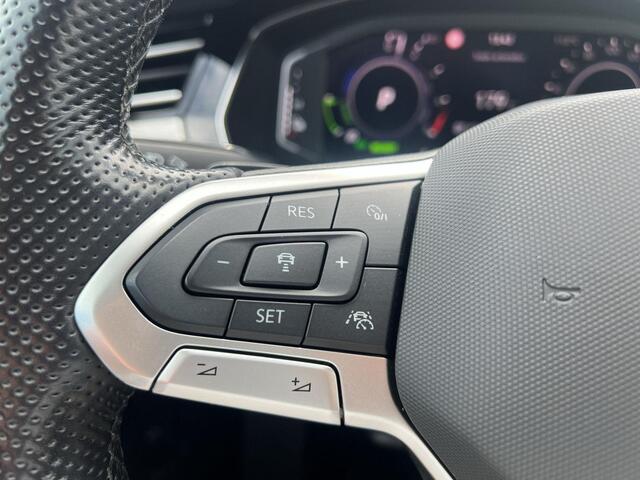 Volkswagen PASSAT Variant 1.4 TSI PHEV GTE Business | 218Pk | Elec. A-Klep | Trekhaak | Digi Dash | App Connect | Winter Pakket | SOH 98% |