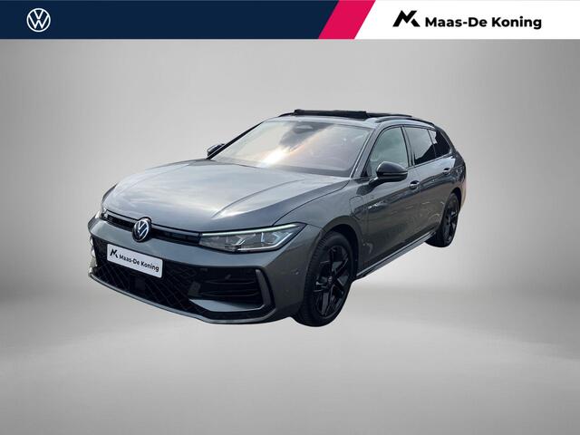 Volkswagen PASSAT Variant 1.5eHybrid 200kW/272PK R-Line Black Style DSG · Panoramadak · Trekhaak · 360°Camera + Parkeersensoren · Garantie t/m 21-07-2030 of 100000km.