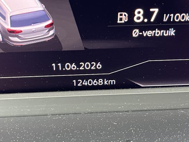 Volkswagen PASSAT Variant 1.4 TSI PHEV GTE Business / AUTOMAAT/ TREKHAAK/ PANO/ ALCANTARA/ 218 PK/ CAMERA/ PARK. SENSOREN/ ERGO COMFORT/ ELEK. ACHTERKLEP/ STOELVERWARM./ ADAPT. CRUISE/ APP CONNECT/ NAVI/ CLIMA/ DAB/ 17" LMV
