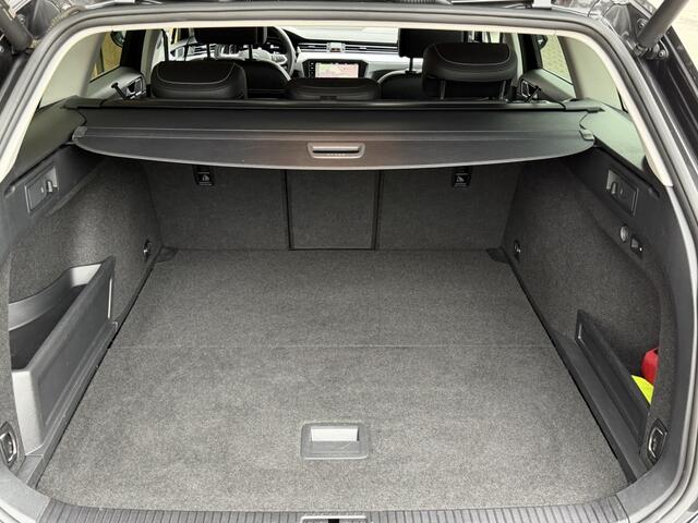 Volkswagen PASSAT Variant 1.4 TSI PHEV GTE Bns