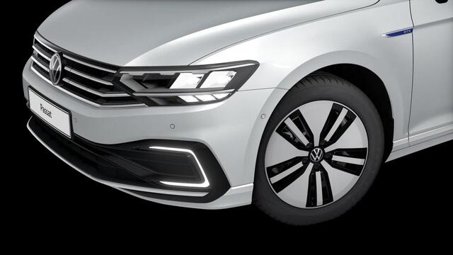 Volkswagen PASSAT Variant 1.4 TSI PHEV GTE Business | 218 Pk | Trekhaak | A.cam | Stoelverwarming |