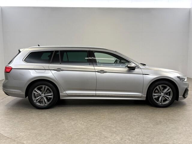 Volkswagen PASSAT 1.5 TSI Elegance Business R-Line | Virtual | IQ-Lights | Camera | Carplay | Cruise | LED | Keyless | NAP
