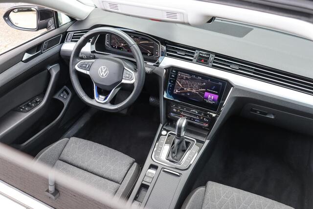 Volkswagen PASSAT 1.4 TSI PHEV GTE Business Panodak/Trekhaak/virtual cockpit