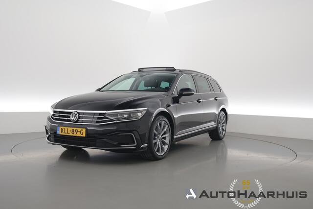 Volkswagen PASSAT Variant 1.4 TSI PHEV GTE Business | Pano | HUD | Leder | Elek. Trekhaak | Camera | Stoel- Stuurverw. | Massage | IQ. Light | Adapt. Cruise