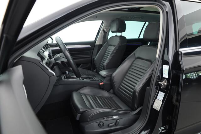 Volkswagen PASSAT Variant 1.4 TSI PHEV GTE Business | Pano | HUD | Leder | Elek. Trekhaak | Camera | Stoel- Stuurverw. | Massage | IQ. Light | Adapt. Cruise