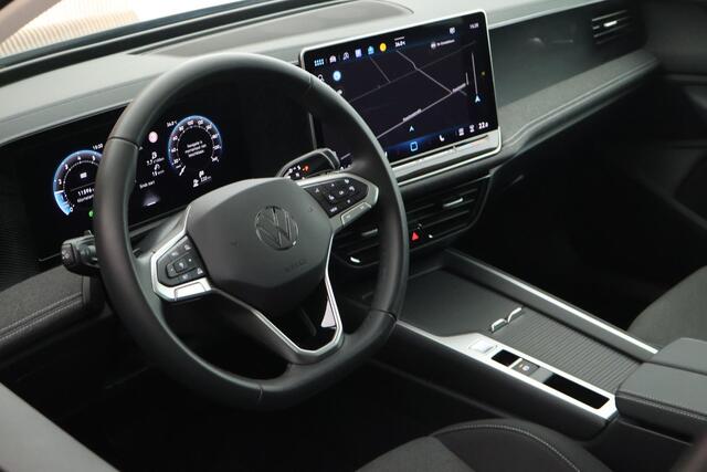 Volkswagen PASSAT Variant 1.5 eTSI 150pk DSG Led Stoelverwarming Virtual Cockpit Navigatie