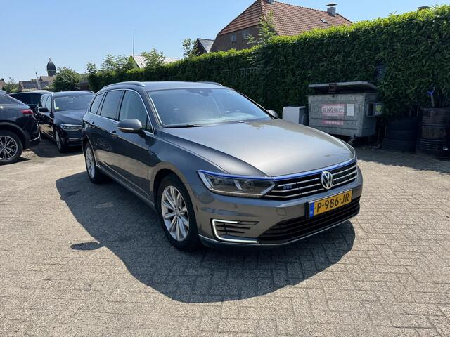 Volkswagen PASSAT Variant 1.4 TSI GTE Highline | Automaat | Navi | Camera | Leer | Elektrische stoelen | Stoelverwarming | Clima |
