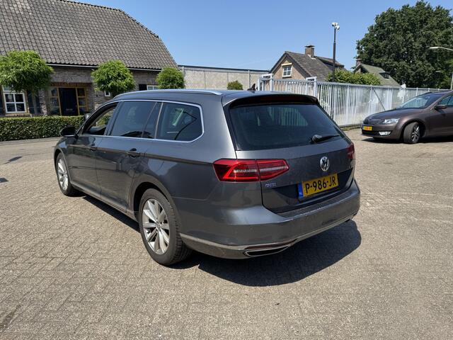 Volkswagen PASSAT Variant 1.4 TSI GTE Highline | Automaat | Navi | Camera | Leer | Elektrische stoelen | Stoelverwarming | Clima |