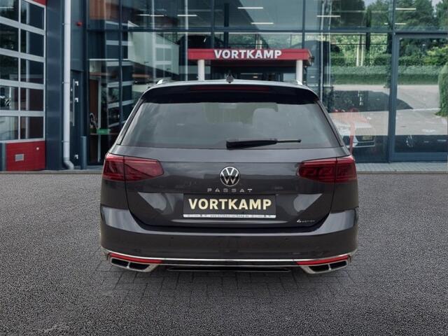 Volkswagen PASSAT 2.0 TDI DSG 4MOTION R-LINE TREKHAAK/360CAM/LEDER/PANO-DAK/ACC/H-K/STANDKACHEL