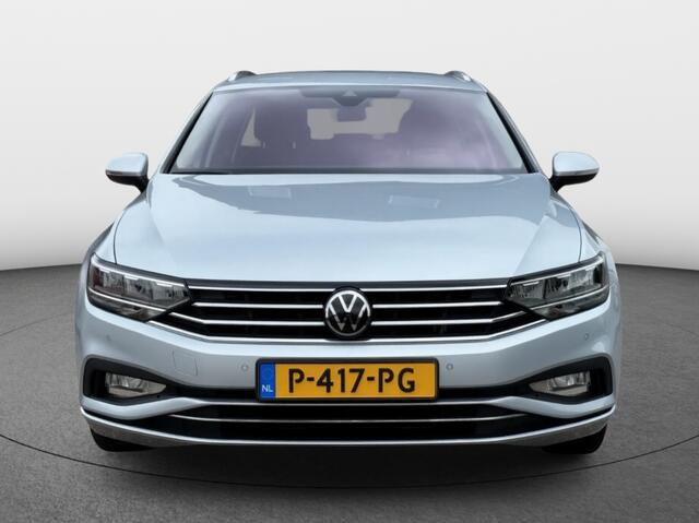 Volkswagen PASSAT Variant 1.5 TSI Business Aut | Camera | Voorruit verwarming
