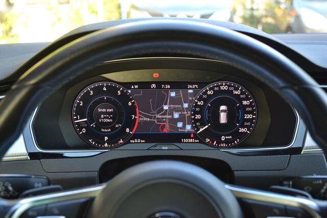 Volkswagen PASSAT Variant 1.4 TSI ACT Highline Business R NL auto | Panoramadak | Leer | Carplay