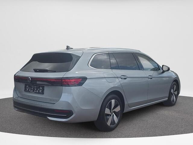 Volkswagen PASSAT Variant 1.5 eHybrid Business PHEV |Trekhaak | LED | ACC| A. Camera | HUD |