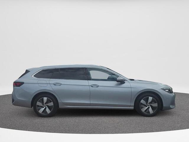 Volkswagen PASSAT Variant 1.5 eHybrid Business PHEV |Trekhaak | LED | ACC| A. Camera | HUD |