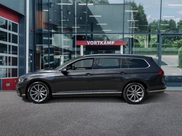 Volkswagen PASSAT 1.4 TSI GTE DSG BUSINESS TREKHAAK/LEDER/CAMERA/PANO-DAK/ACC/STANDKACHEL/STOELVERW