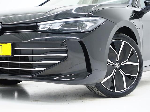Volkswagen PASSAT Variant 1.5 eHybrid 204PK | Leder/Alcantara | Massage | Stoelkoeling | Trekhaak | HUD | 360 | Keyless