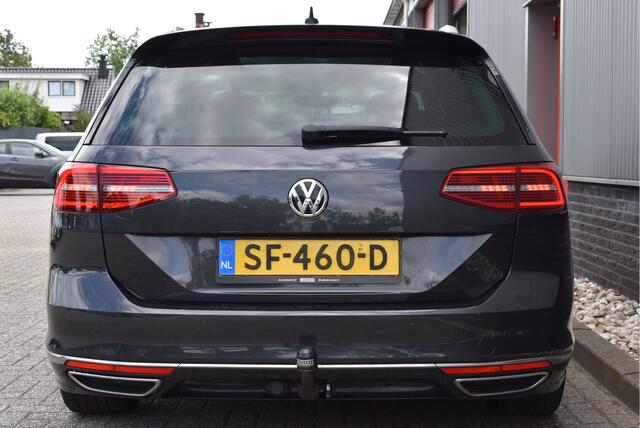 Volkswagen PASSAT Variant 1.4 TSI ACT Highline Business R-line Panorama, Adaptive cruise, Afn. trekhaak, Virtual cockpit, Camera, Stoelverwarming, Elek. achterklep