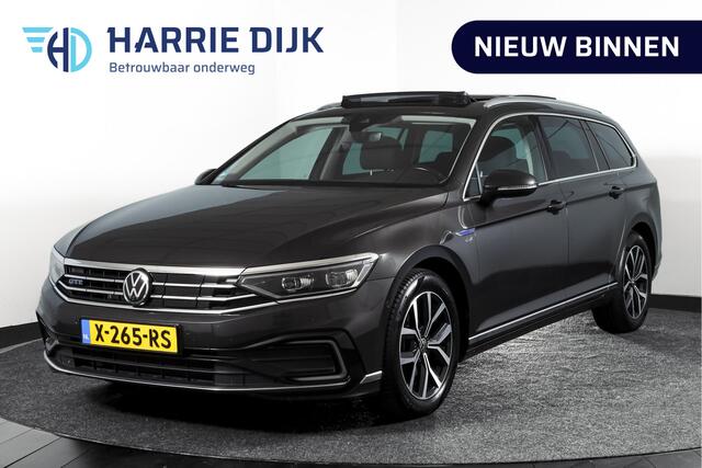 Volkswagen PASSAT Variant 1.4 TSI PHEV GTE Business Automaat | S/K-Panodak | Adapt. Cruise | Stoel-+Stuurverw. | PDC | 360 Camera | NAV + App. Connect | ECC | Elek. Trekhaak | Elek. Klep | LM 17" |