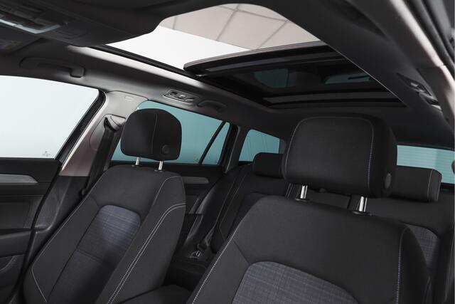 Volkswagen PASSAT Variant 1.4 TSI PHEV GTE Business Automaat | S/K-Panodak | Adapt. Cruise | Stoel-+Stuurverw. | PDC | 360 Camera | NAV + App. Connect | ECC | Elek. Trekhaak | Elek. Klep | LM 17" |
