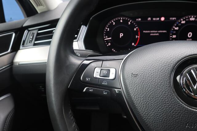 Volkswagen PASSAT Variant 1.4 TSI ACT Connected Series Plus | ErgoComfort | Afneembare trekhaak | Virtueel dashboard | Nette auto!