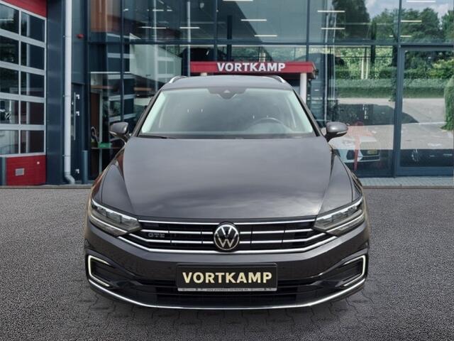 Volkswagen PASSAT 1.4 TSI GTE HALF-LEDER/CAMERA/ELEK-KLEP/ACC/STOELVERW/CARPLAY
