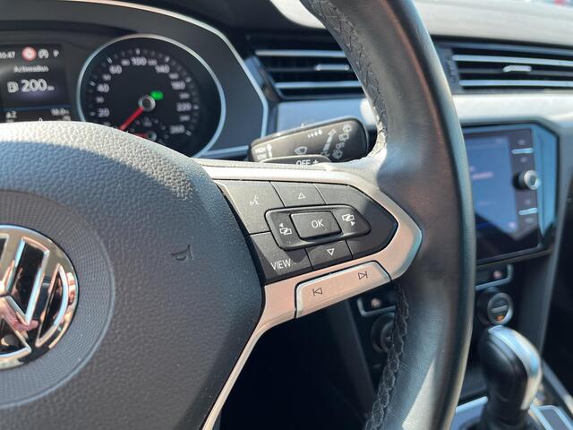 Volkswagen PASSAT Variant 1.5 TSI Comfort Business | 150Pk | Automaat | Navi | Clima | Trekhaak |