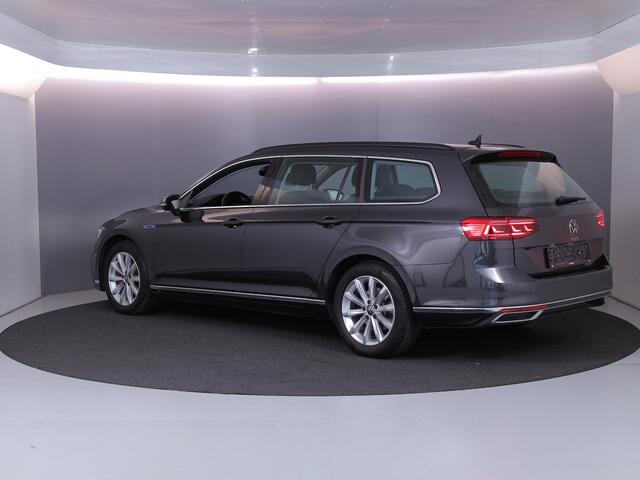 Volkswagen PASSAT Variant 1.4 TSI PHEV GTE Business 218 pk Automaat (DSG) | Navigatie | Trekhaak (wegklapbaar) | Parkeersensoren | Achteruitrijcamera | Autom. airco (3 zones) |