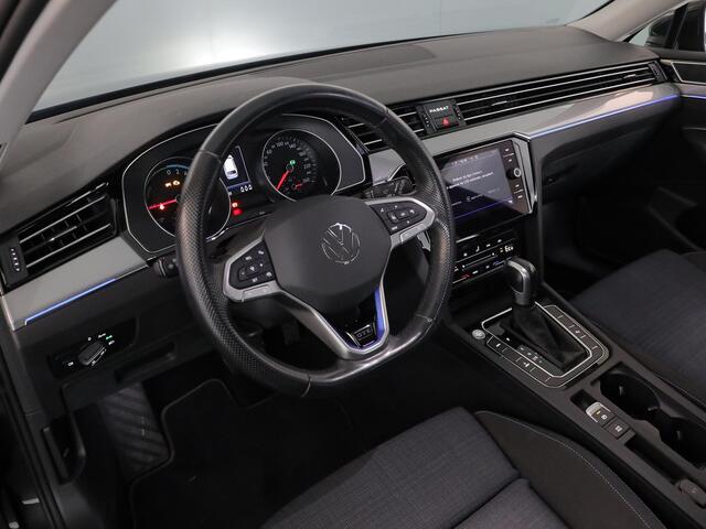 Volkswagen PASSAT Variant 1.4 TSI PHEV GTE Business 218 pk Automaat (DSG) | Navigatie | Trekhaak (wegklapbaar) | Parkeersensoren | Achteruitrijcamera | Autom. airco (3 zones) |