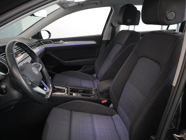 Volkswagen PASSAT Variant 1.4 TSI PHEV GTE Business 218 pk Automaat (DSG) | Navigatie | Trekhaak (wegklapbaar) | Parkeersensoren | Achteruitrijcamera | Autom. airco (3 zones) |