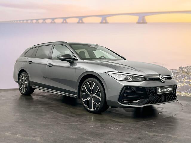 Volkswagen PASSAT R-Line Edition Plug in Hybride 204 pk Black Style Plus Pakket