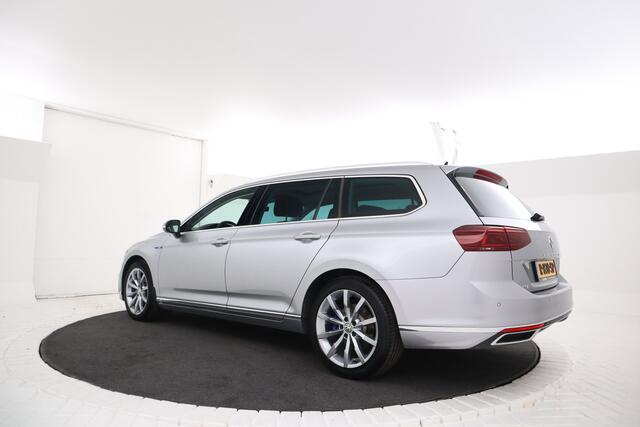 Volkswagen PASSAT Variant 1.4 TSI PHEV GTE Business Nieuw model, Panorama, Apple carplay,