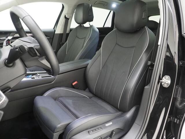 Volkswagen PASSAT Variant 1.5 eHybrid Elegance | 5 Jaar Garantie | Panoramadak | Leder | Trekhaak | Harman/Kardon | HUD | 360 | Sfeerlicht | Keyless