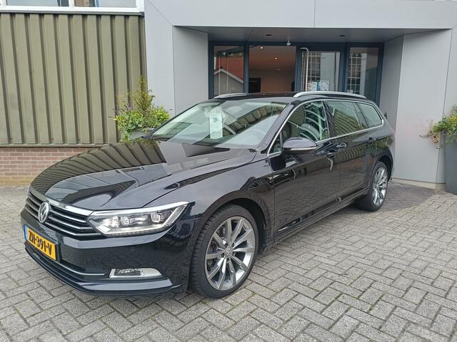 Volkswagen PASSAT Variant 1.5 TSI Comfortline Business | Trekhaak | Adaptieve cruise control | Led | NAP |