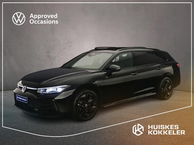 Volkswagen PASSAT Variant R-Line Edition 1.5 TSI eHybrid 272pk DSG Automaat Trekhaak, Harman Kardon audio, Panoramadak, Lederen bekleding, Black Style, Adaptive cruise control